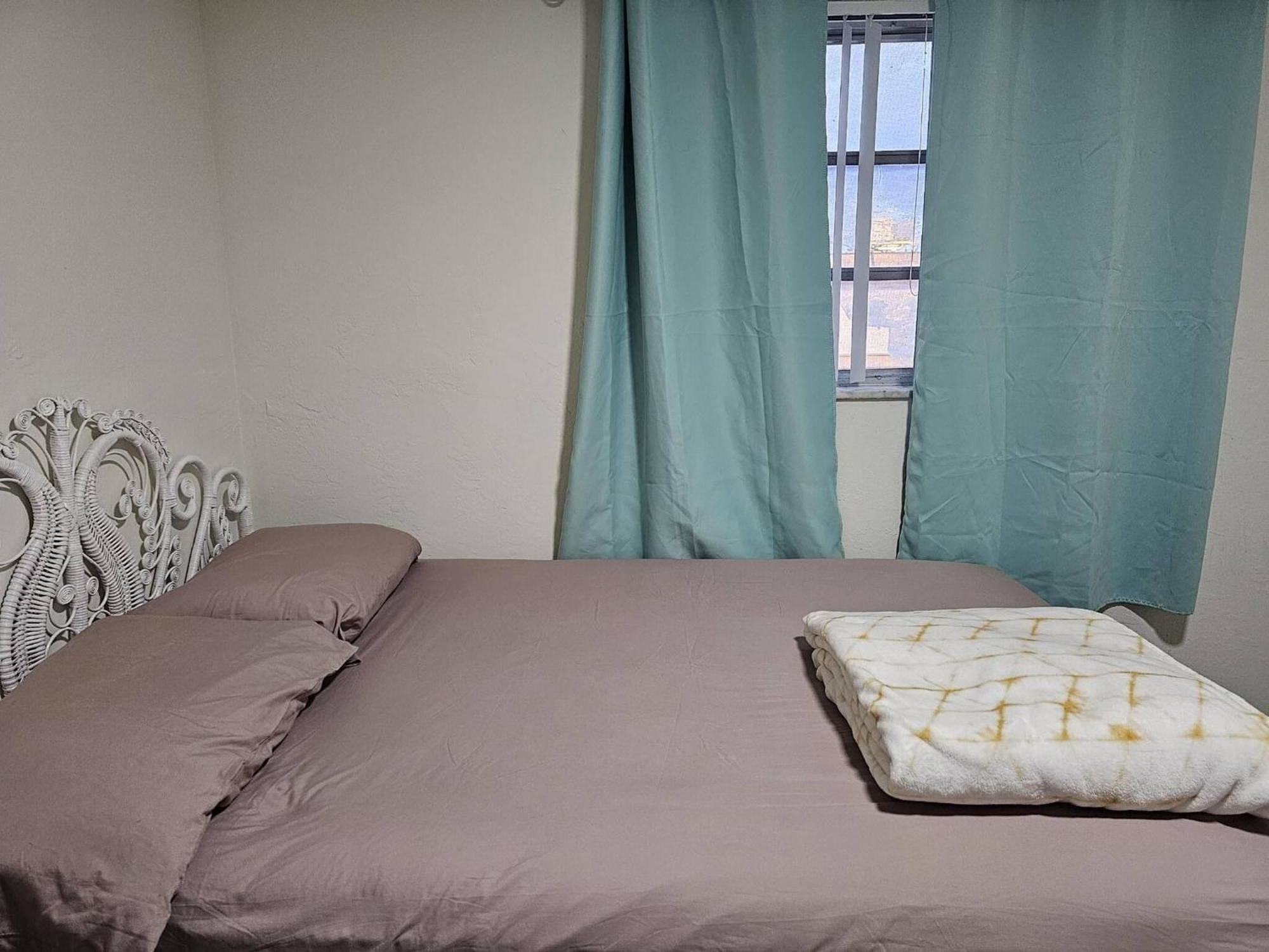 Room In Apartment - The Sample Rd Retreats Pompano Beach Buitenkant foto
